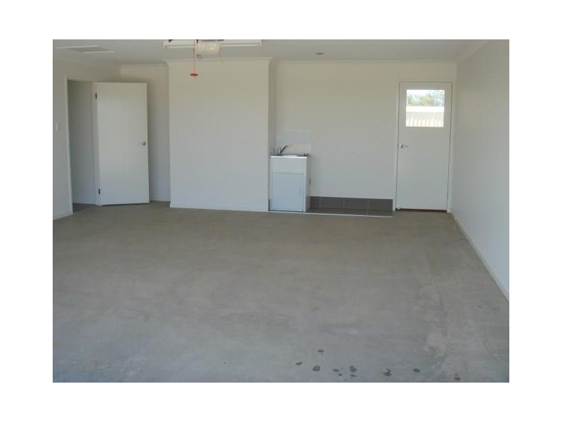 25 Bridgeman Parade, Chinchilla QLD 4413