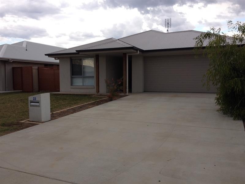 33 Gleeson Street, Chinchilla QLD 4413