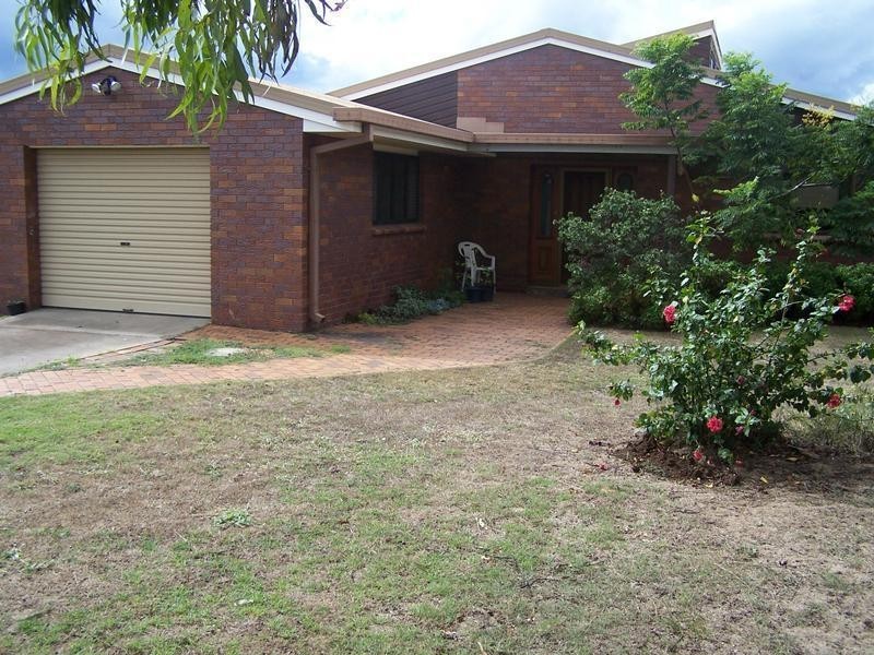 61 Hypatia Street, Chinchilla QLD 4413