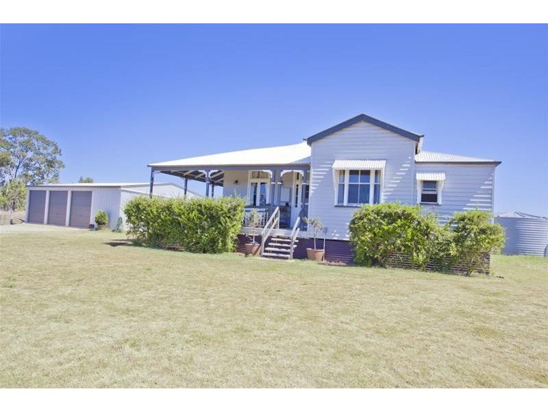 183 Burnt Bridge Road, Chinchilla QLD 4413