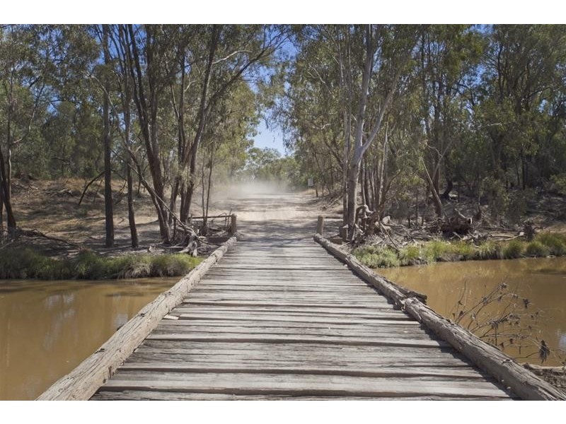 183 Burnt Bridge Road, Chinchilla QLD 4413