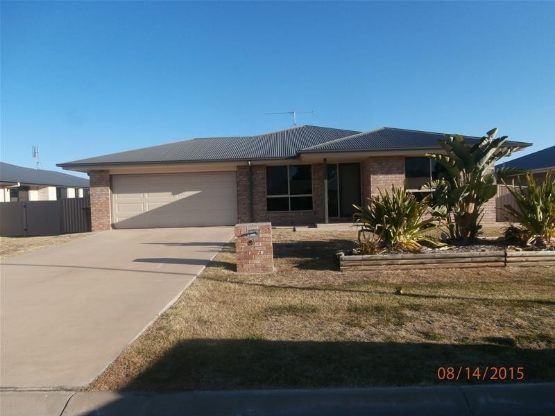 8 Sheridan Street, Chinchilla QLD 4413