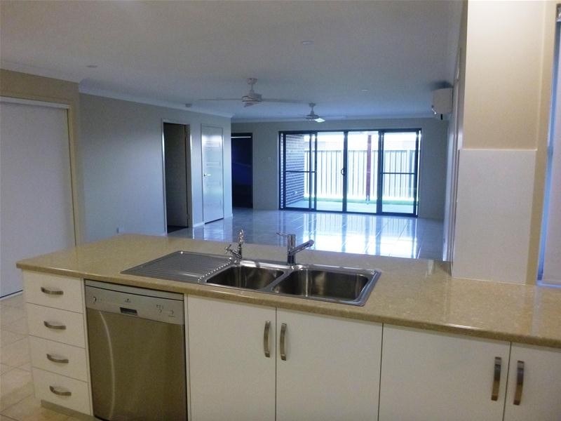 1/9 Dudley Street, Chinchilla QLD 4413