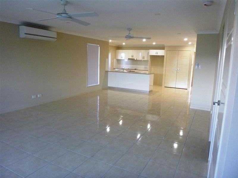 1/9 Dudley Street, Chinchilla QLD 4413