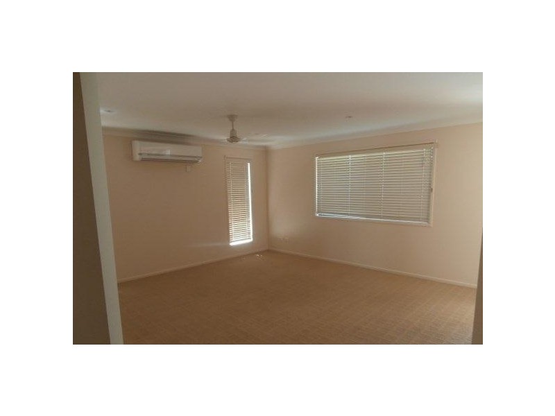 2/2 Keating Street, Chinchilla QLD 4413