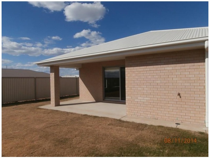 18 Archer Street, Chinchilla QLD 4413