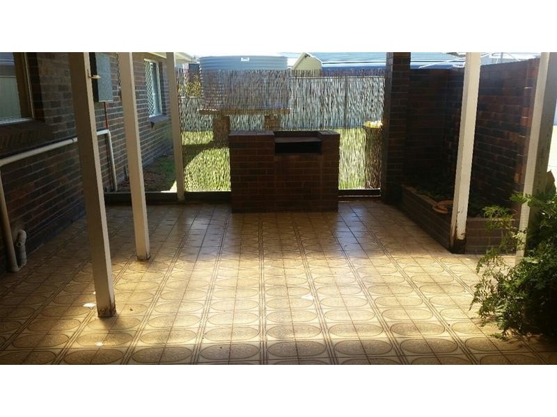 16 Glasson Street, Chinchilla QLD 4413