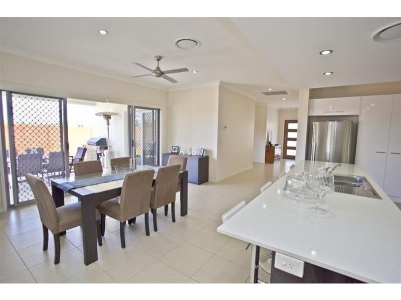 2 Bridgeman Parade, Chinchilla QLD 4413