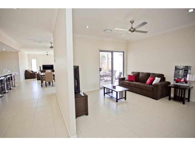 2 Bridgeman Parade, Chinchilla QLD 4413