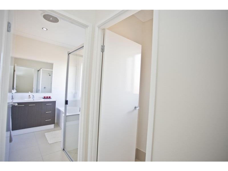 2 Bridgeman Parade, Chinchilla QLD 4413