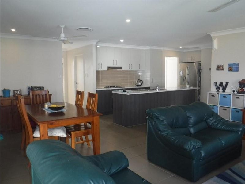 13 Hughes Street, Chinchilla QLD 4413