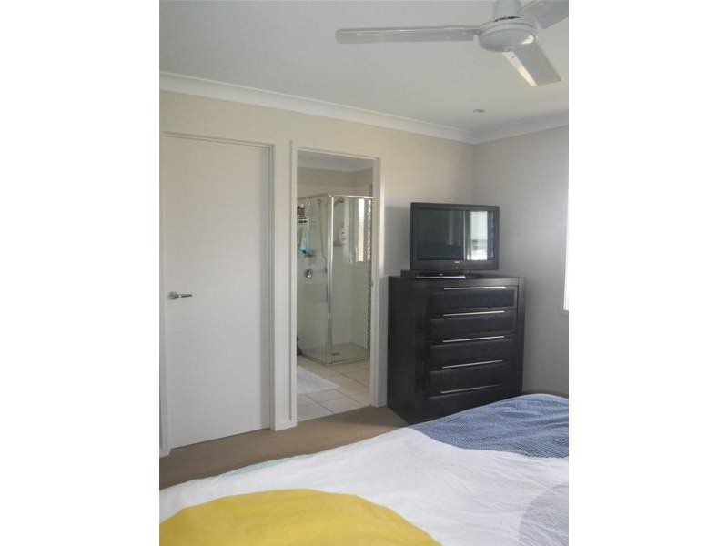 13 Hughes Street, Chinchilla QLD 4413