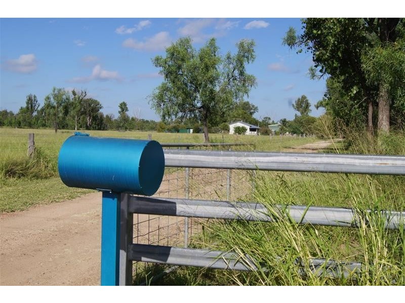 279 Dawson Gate Road, Chinchilla QLD 4413