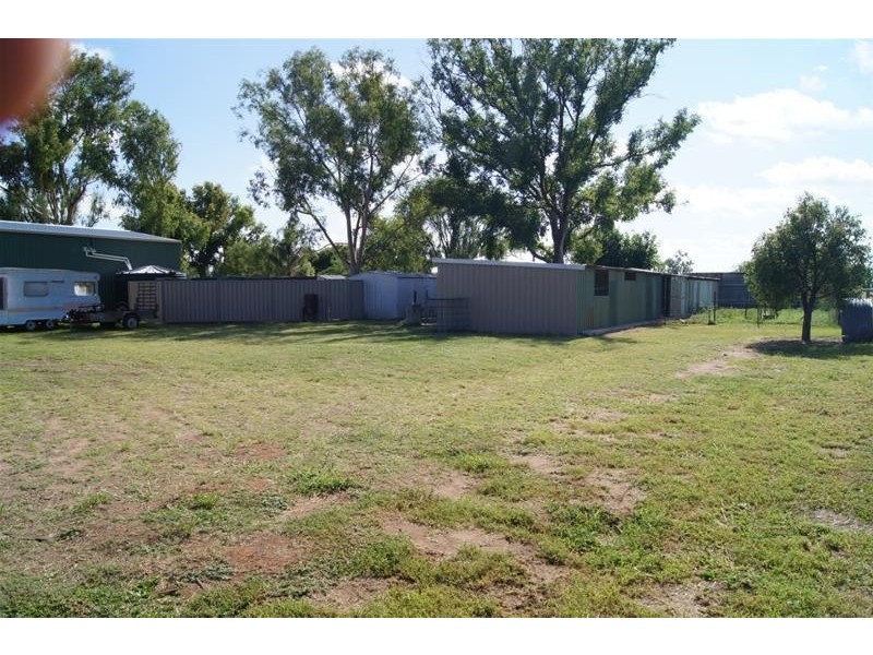 279 Dawson Gate Road, Chinchilla QLD 4413