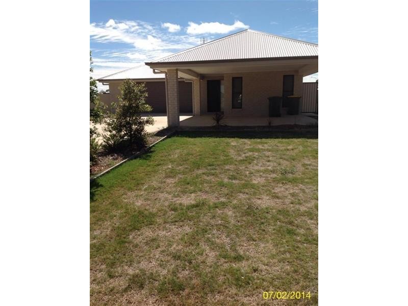 75 Windmill Road, Chinchilla QLD 4413