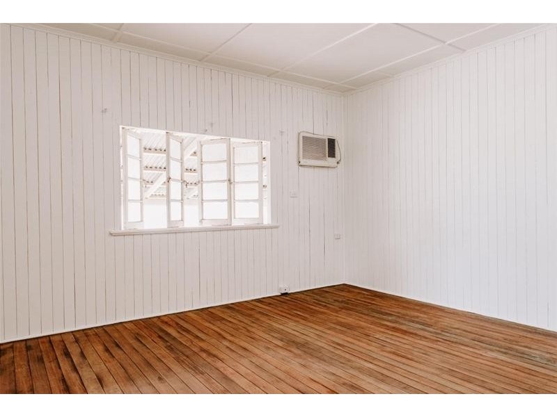 32 Helena Street, Chinchilla QLD 4413