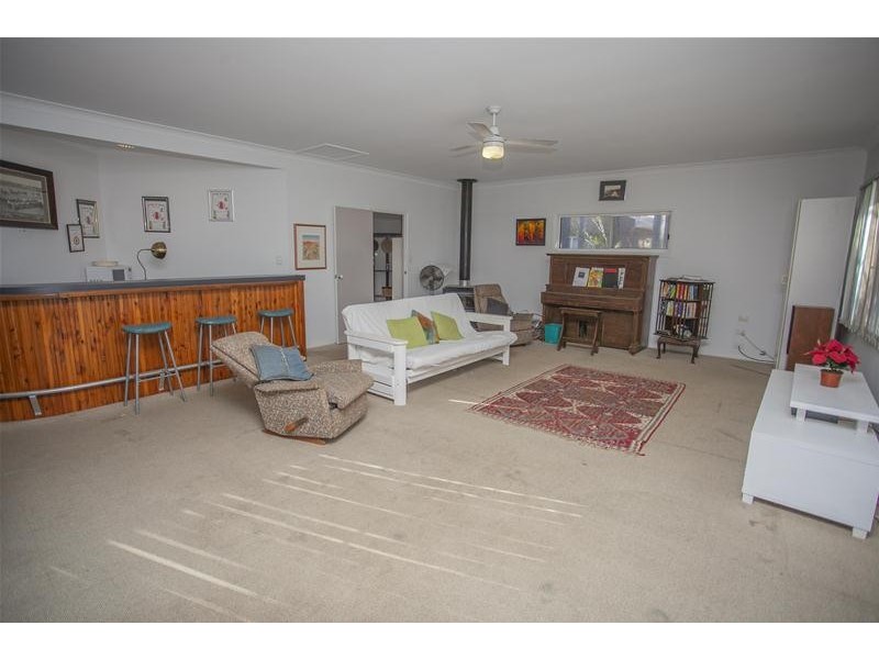 33  Atkins Street, Chinchilla QLD 4413