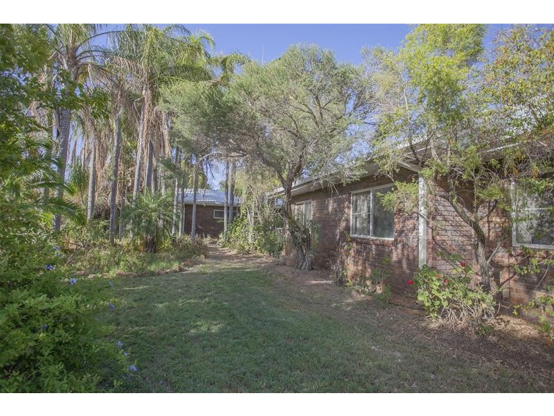 33  Atkins Street, Chinchilla QLD 4413