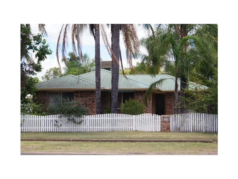 9 Heeney Street, Chinchilla QLD 4413