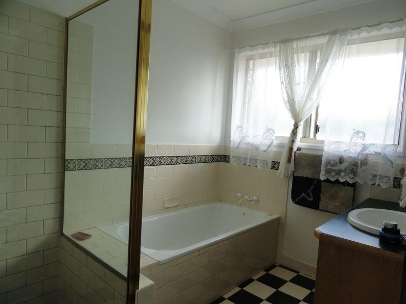 9 Heeney Street, Chinchilla QLD 4413