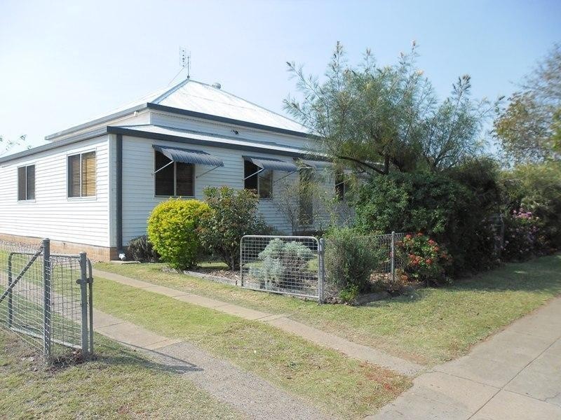 36 Heeney Street, Chinchilla QLD 4413