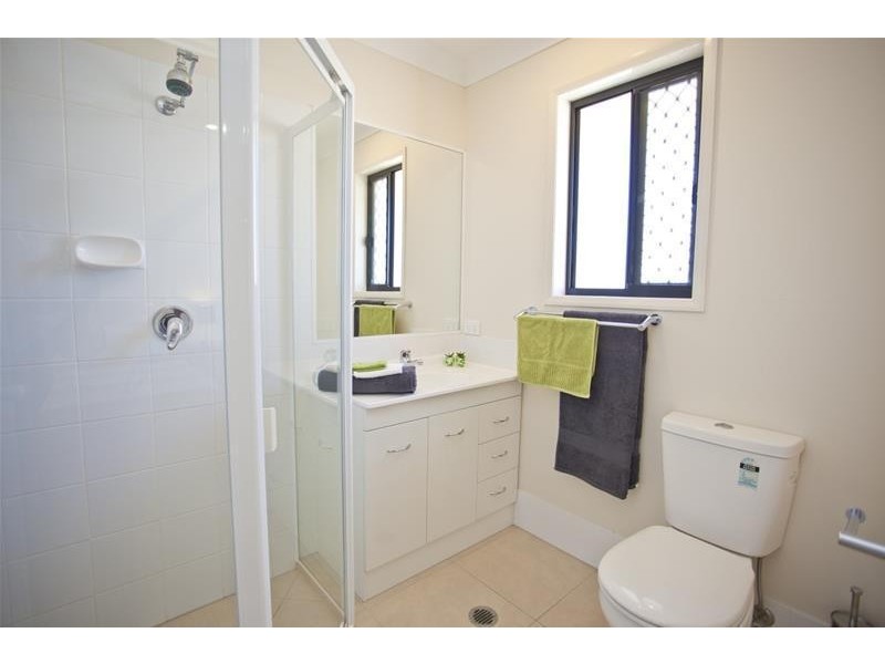 75 Windmill Road, Chinchilla QLD 4413