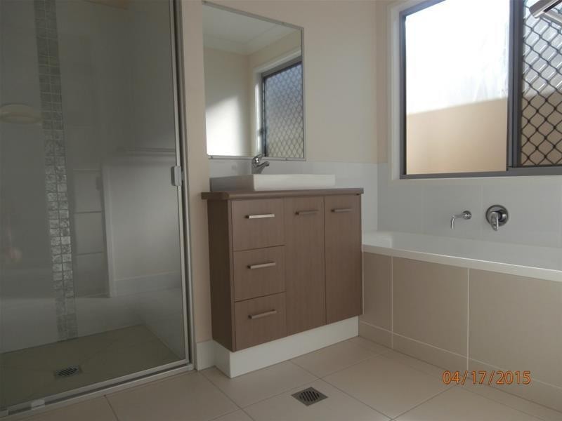 45 Ellem Drive, Chinchilla QLD 4413