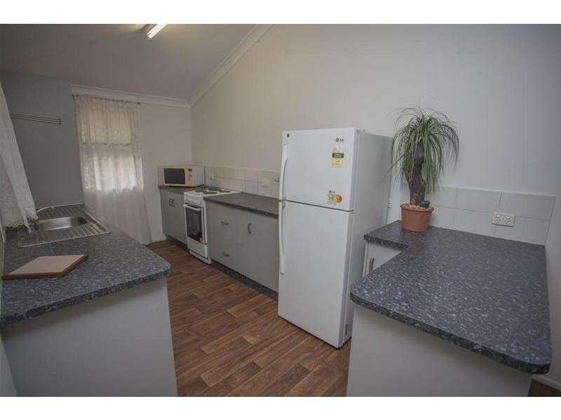 34 Hypatia Street, Chinchilla QLD 4413