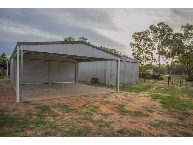 34 Hypatia Street, Chinchilla QLD 4413