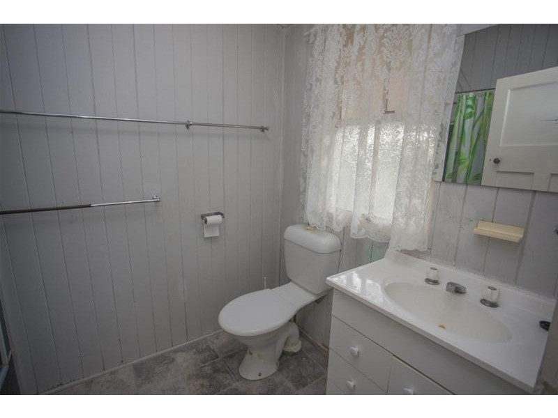 34 Hypatia Street, Chinchilla QLD 4413