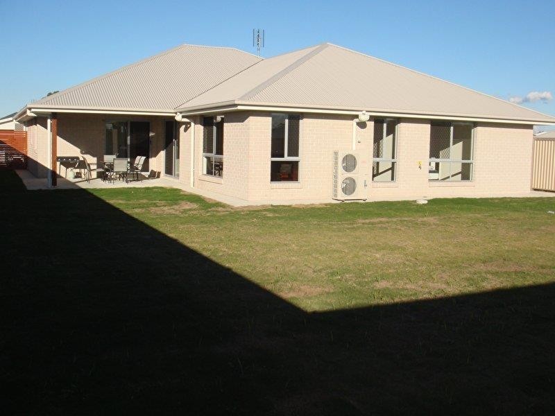 14 Ellem Drive, Chinchilla QLD 4413