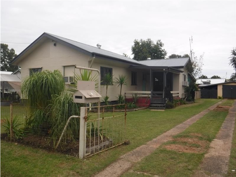 31  Rennick Street, Chinchilla QLD 4413