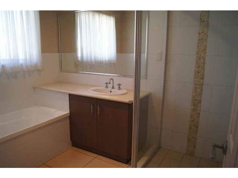 124 Zeller Street, Chinchilla QLD 4413