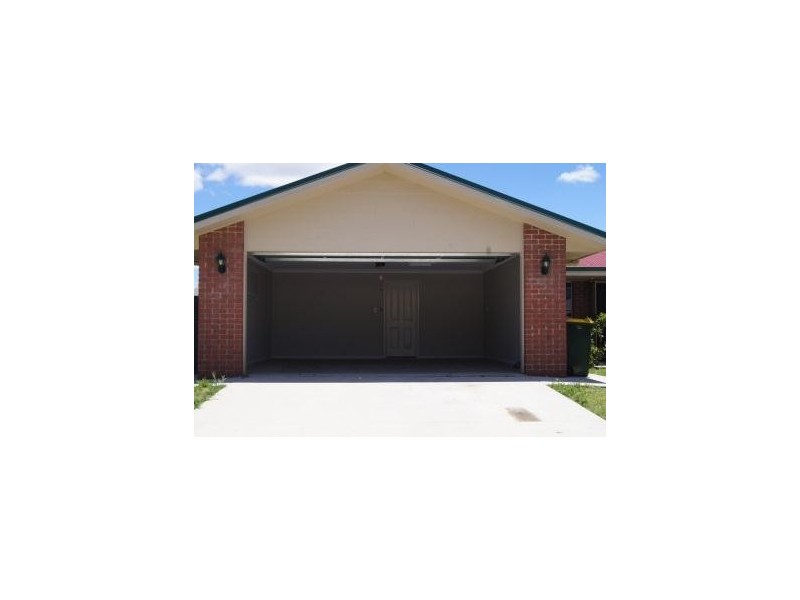 11 Cameron Street, Chinchilla QLD 4413