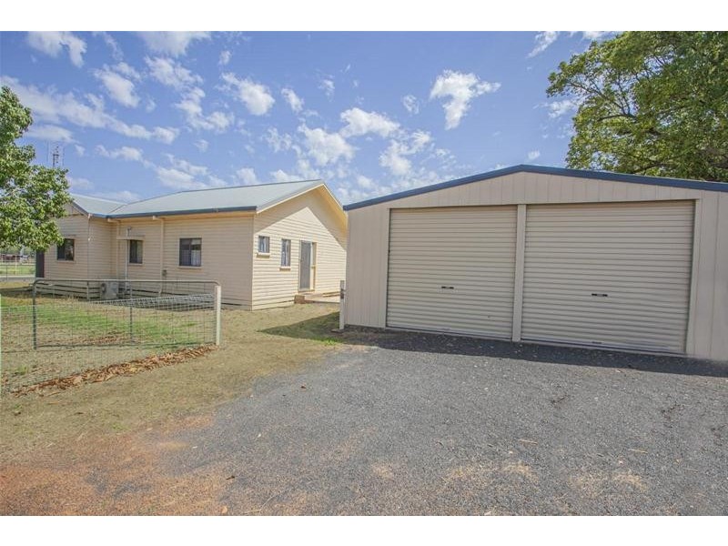 10 Park Street, Chinchilla QLD 4413