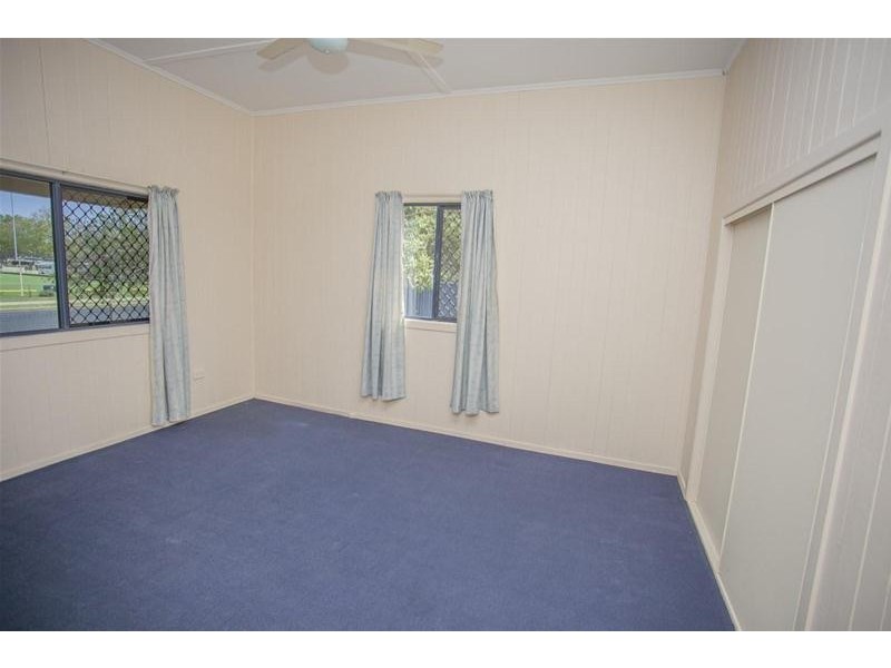 10 Park Street, Chinchilla QLD 4413