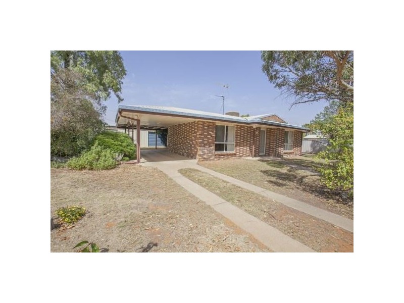 28 Nowland Street, Chinchilla QLD 4413
