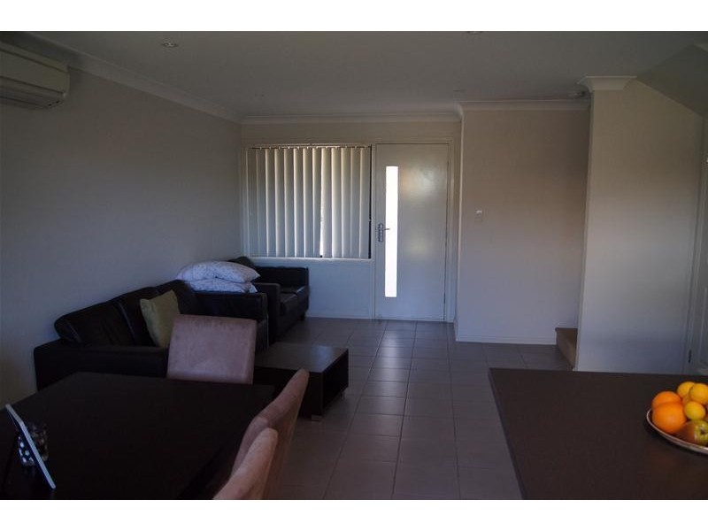 Unit 8/34 Glasson Street, Chinchilla QLD 4413