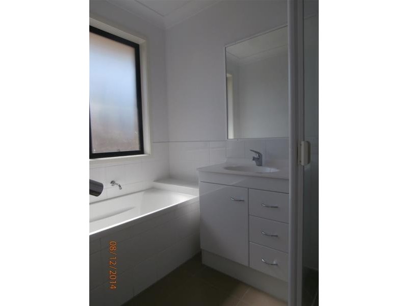 3 Lewis Street, Chinchilla QLD 4413