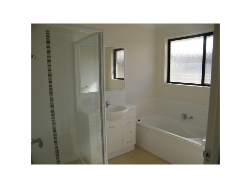 11 Sheridan Street, Chinchilla QLD 4413