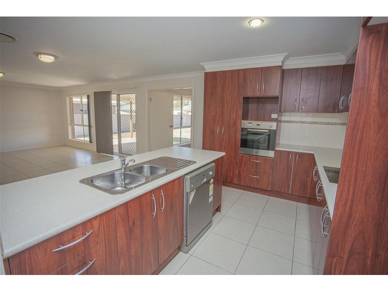 56 Sommerfeld Crescent, Chinchilla QLD 4413