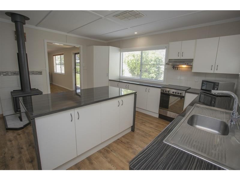 9 Fraser Street, Chinchilla QLD 4413