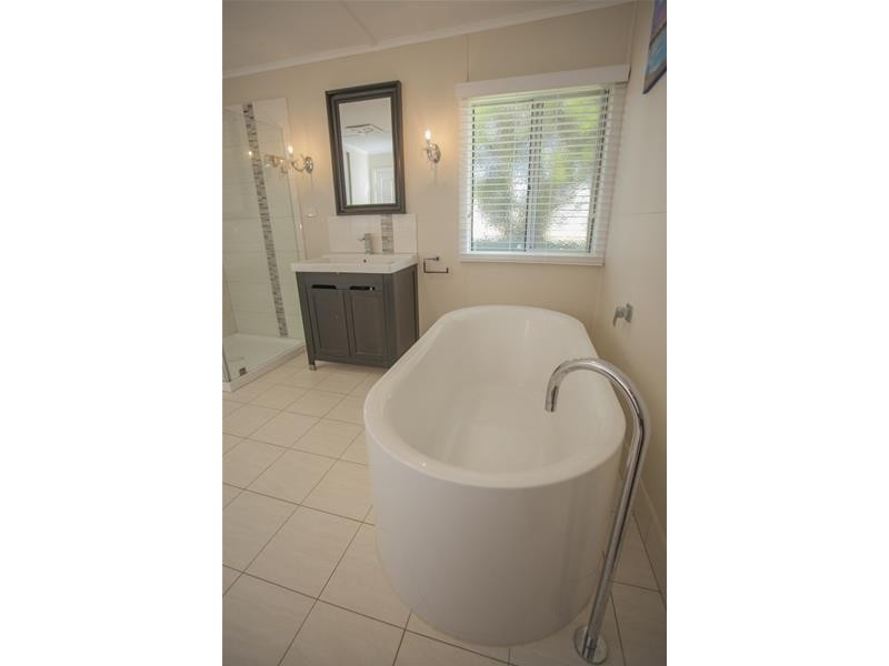 9 Fraser Street, Chinchilla QLD 4413