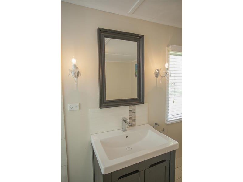 9 Fraser Street, Chinchilla QLD 4413