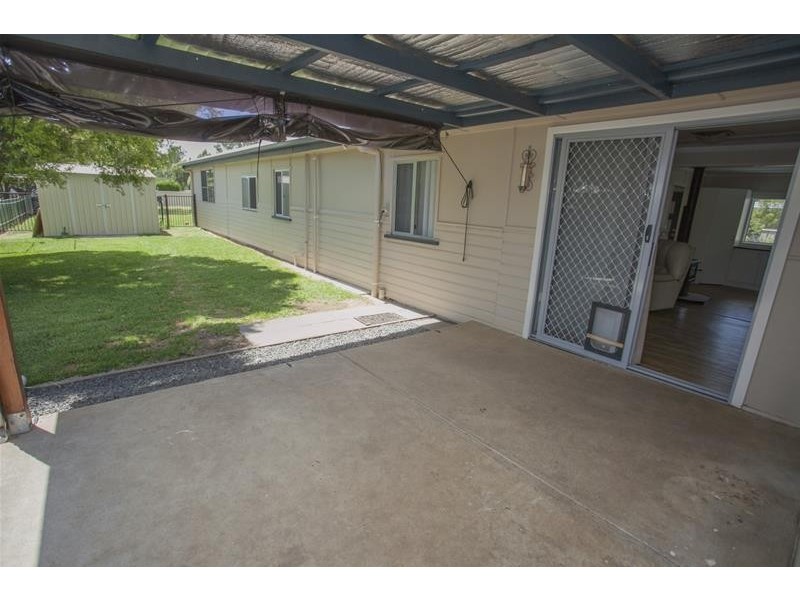 9 Fraser Street, Chinchilla QLD 4413