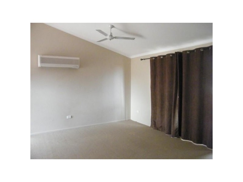 1/48 Windmill Road, Chinchilla QLD 4413