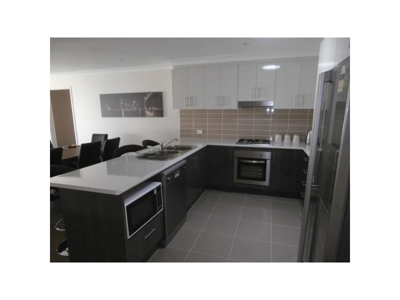 3 Hughes Avenue, Chinchilla QLD 4413