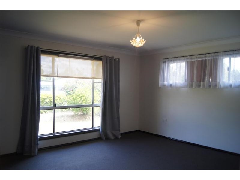 105 Oak Street, Chinchilla QLD 4413