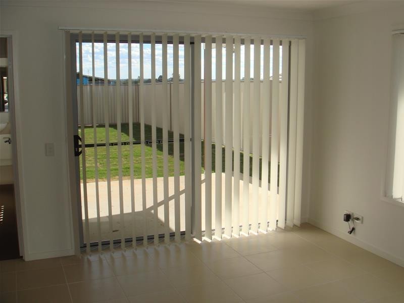 2/12 Ellem Drive, Chinchilla QLD 4413