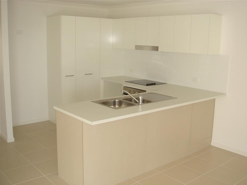 2/12 Ellem Drive, Chinchilla QLD 4413